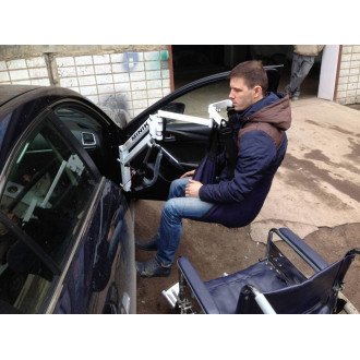 Подъёмник для инвалидов O-Savva Minik в автомобиль в Казани