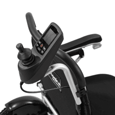 Держатель пульта управления для сопровождающего лица