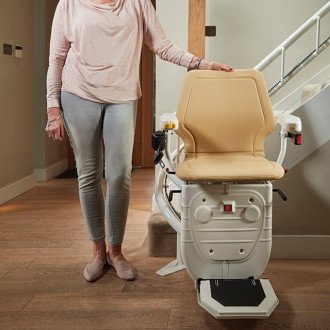 Подъёмник кресельный лестничный Bespoke Stairlifts Infinity V9 в Казани