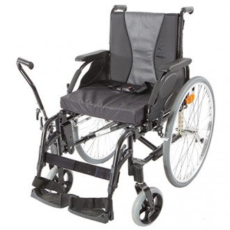 Кресло-коляска с рычажным приводом Invacare Action 3 NG в Казани